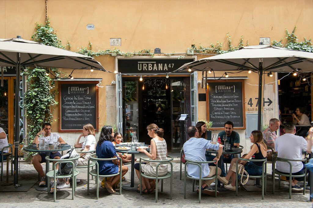 15 Dos And Don't Of Eating In Italy